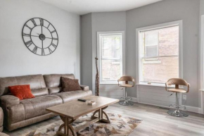 Luxury 2BR Midtown Parking